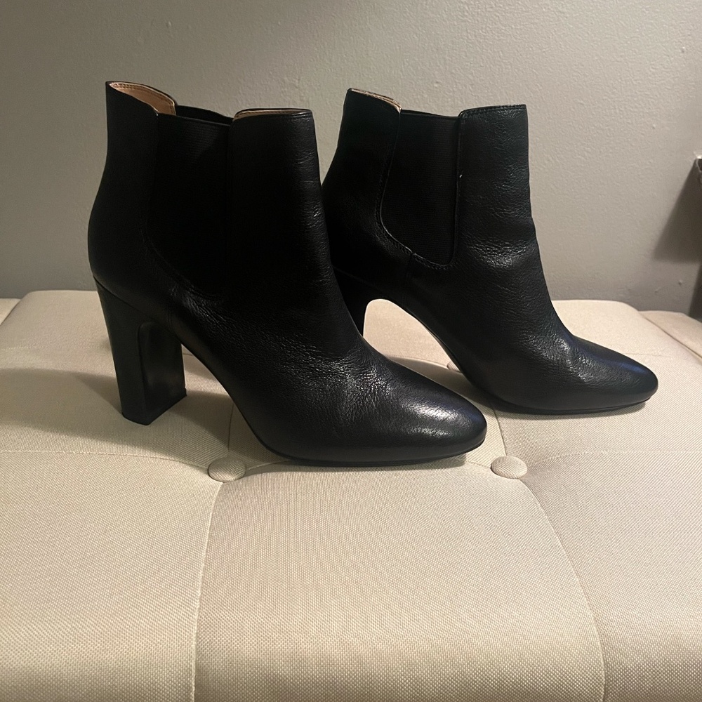 Stylist Black Leather Ankle Boots, Block Heel, Size 10 - Picture 2 of 3
